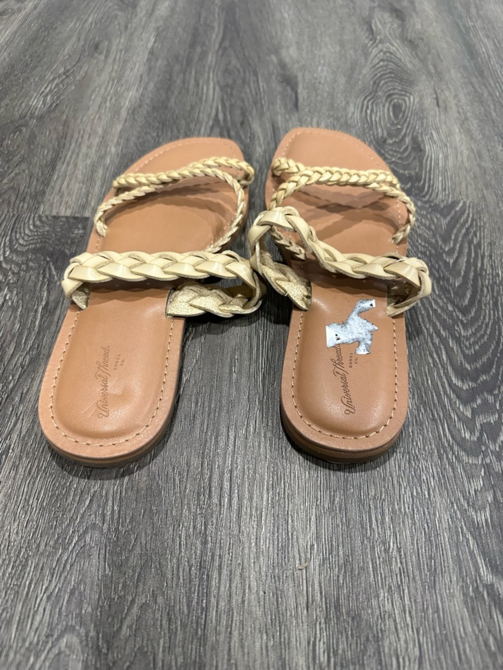 Universal Thread Beige Braided Sandals Size 7.5 - Picture 4 of 6
